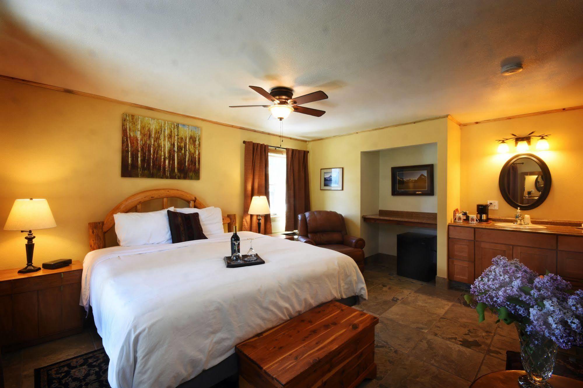 Bad Rock Bed And Breakfast Inn Columbia Falls Εξωτερικό φωτογραφία